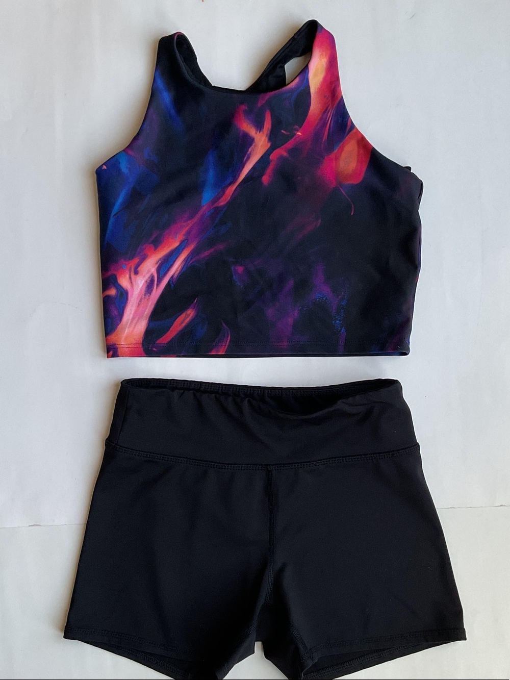 Old Navy Active Multicolor Print Sports Bra  With Biker Shorts